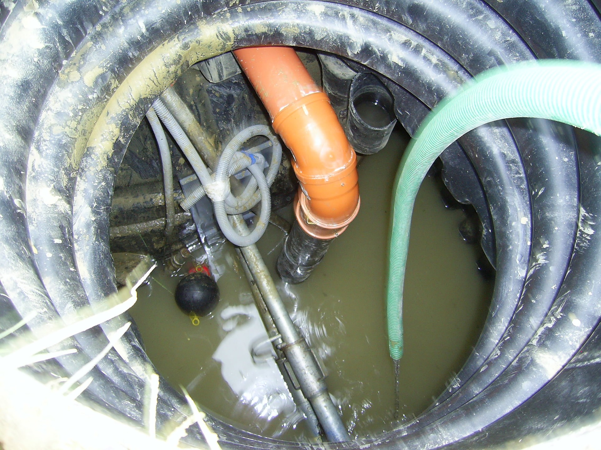 sewer cleanup services